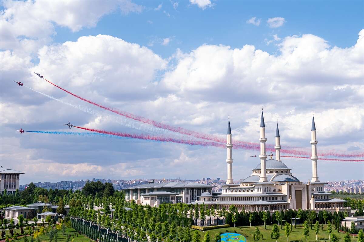 Erdoğan, Trump’ı Konya ekibi ile karşıladı! Bu kareler dünya gündeminde 11